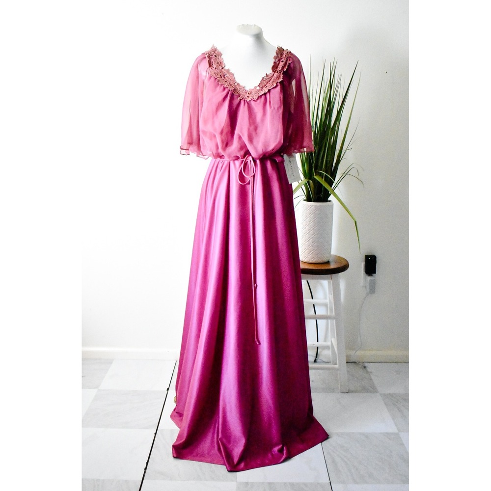 Vintage Maxi Dress Women XL Magenta 70s Disco Flutter Sleeve Lace Trim Gown